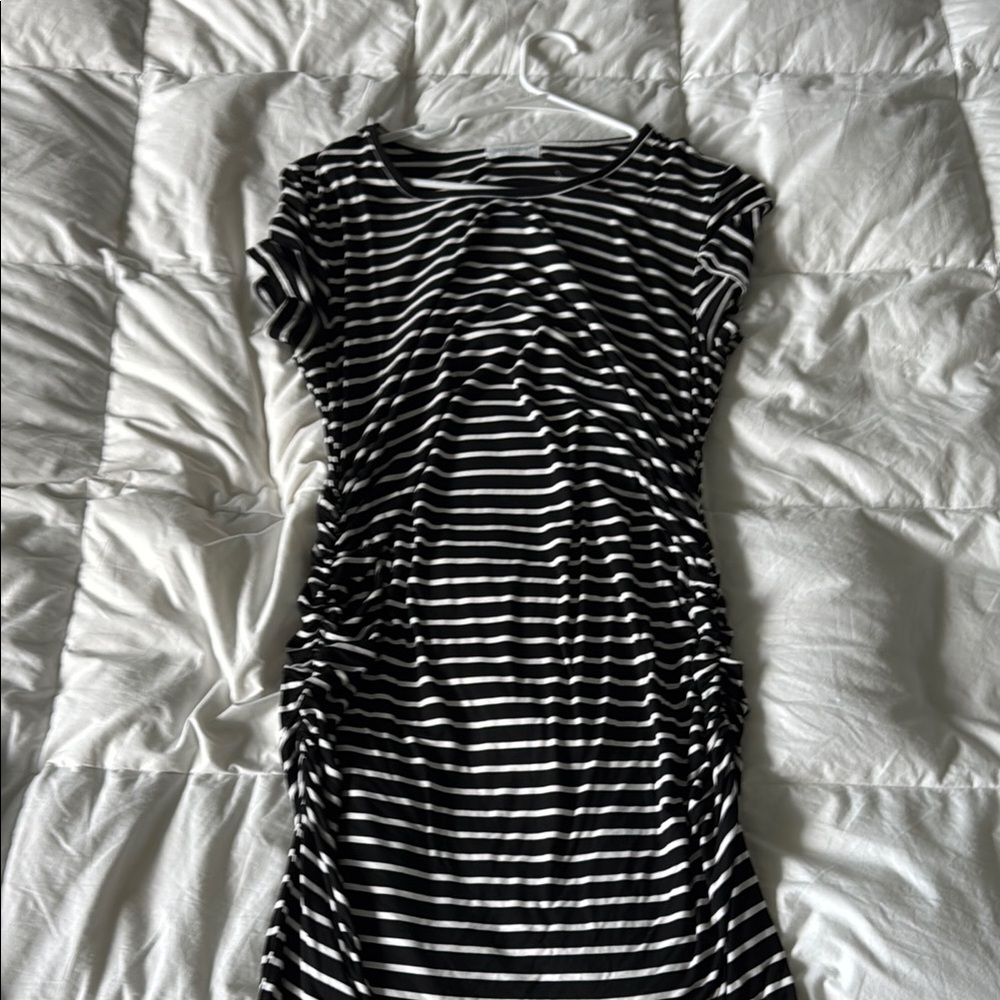Black and White Ruched Cap Sleeve Midi Dress